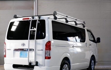 Toyota HiAce H200, 2023 год, 4 989 000 рублей, 3 фотография