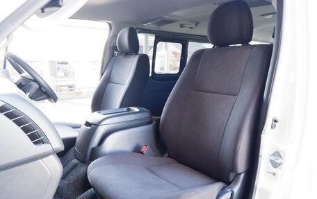 Toyota HiAce H200, 2023 год, 4 989 000 рублей, 13 фотография