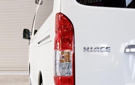 Toyota HiAce H200, 2023 год, 4 989 000 рублей, 31 фотография