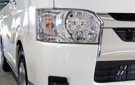 Toyota HiAce H200, 2023 год, 4 989 000 рублей, 29 фотография