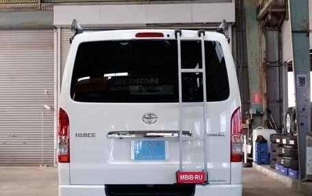 Toyota HiAce H200, 2023 год, 4 989 000 рублей, 25 фотография