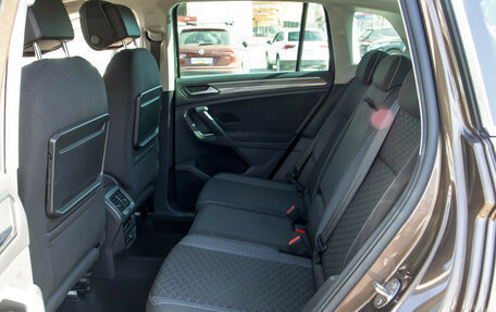 Volkswagen Tiguan II, 2019 год, 2 288 000 рублей, 8 фотография