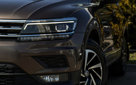 Volkswagen Tiguan II, 2019 год, 2 288 000 рублей, 19 фотография