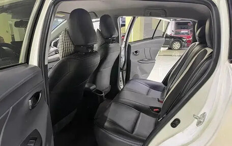 Toyota Yaris XP150 рестайлинг, 2022 год, 1 030 000 рублей, 14 фотография