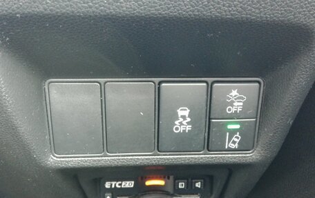 Honda Stepwgn IV, 2021 год, 1 890 000 рублей, 13 фотография