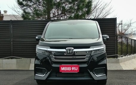 Honda Stepwgn IV, 2021 год, 1 890 000 рублей, 3 фотография