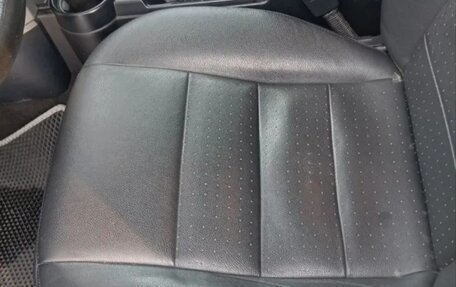 Land Rover Discovery III, 2008 год, 950 000 рублей, 10 фотография