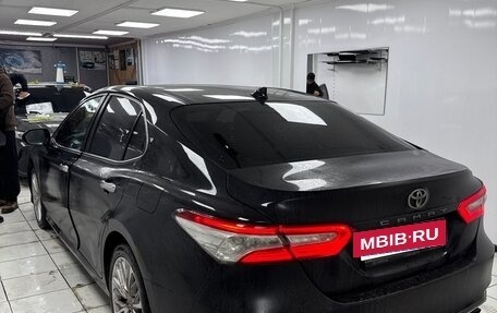 Toyota Camry, 2018 год, 1 890 000 рублей, 8 фотография