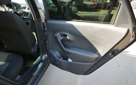 Volkswagen Polo VI (EU Market), 2013 год, 680 000 рублей, 13 фотография