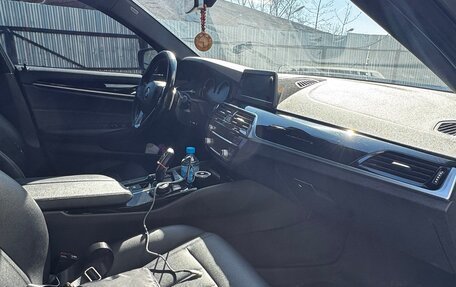 BMW 5 серия, 2018 год, 2 700 000 рублей, 7 фотография