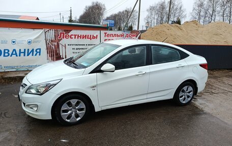 Hyundai Solaris II рестайлинг, 2015 год, 1 300 000 рублей, 8 фотография