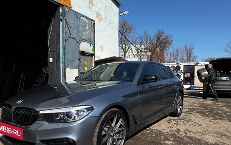 BMW 5 серия, 2018 год, 2 700 000 рублей, 24 фотография