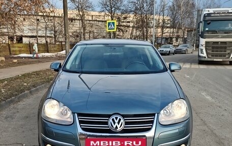 Volkswagen Jetta VI, 2008 год, 830 000 рублей, 3 фотография