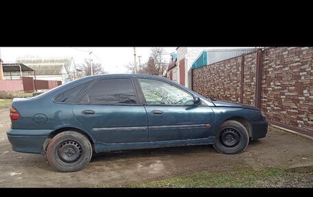 Renault Laguna II, 2000 год, 280 000 рублей, 5 фотография
