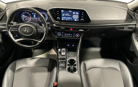 Hyundai Sonata VIII, 2021 год, 2 440 000 рублей, 18 фотография