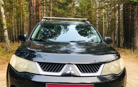 Mitsubishi Outlander III рестайлинг 3, 2008 год, 1 000 000 рублей, 1 фотография