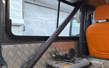 Land Rover Defender I, 1997 год, 2 600 000 рублей, 14 фотография