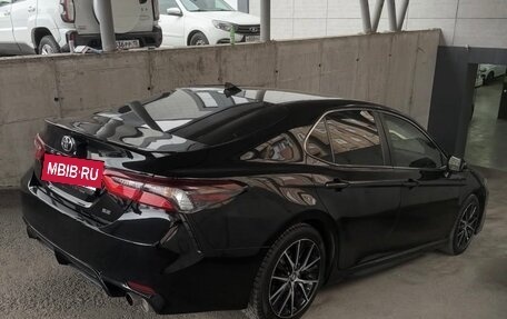 Toyota Camry, 2020 год, 2 470 000 рублей, 3 фотография