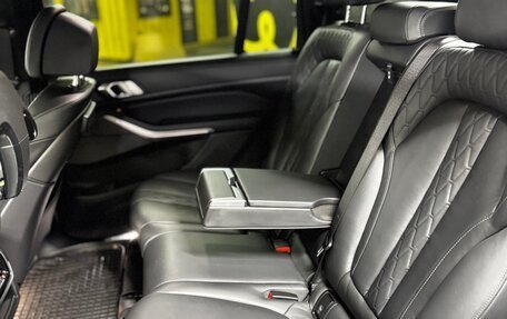 BMW X7, 2021 год, 7 500 000 рублей, 13 фотография