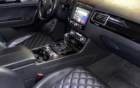 Volkswagen Touareg III, 2017 год, 3 600 000 рублей, 22 фотография