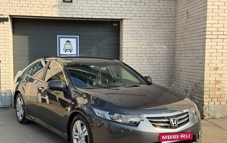 Honda Accord VIII рестайлинг, 2012 год, 1 620 000 рублей, 2 фотография