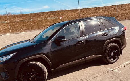 Toyota RAV4, 2021 год, 3 100 000 рублей, 12 фотография