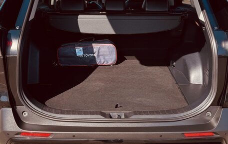 Toyota RAV4, 2021 год, 3 100 000 рублей, 22 фотография
