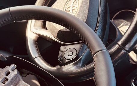 Toyota RAV4, 2021 год, 3 100 000 рублей, 34 фотография