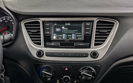 Hyundai Solaris II рестайлинг, 2020 год, 1 700 000 рублей, 17 фотография