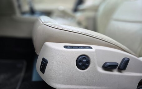 Skoda Superb III рестайлинг, 2012 год, 1 350 000 рублей, 11 фотография