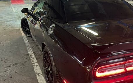 Dodge Challenger III рестайлинг 2, 2019 год, 3 499 999 рублей, 11 фотография