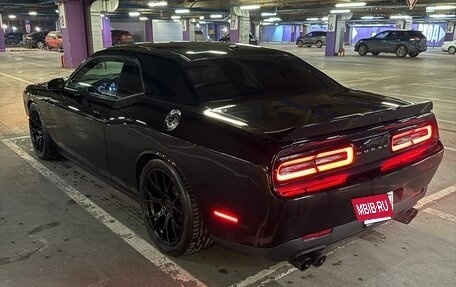 Dodge Challenger III рестайлинг 2, 2019 год, 3 499 999 рублей, 3 фотография