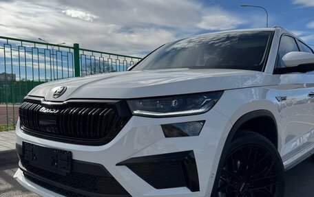Skoda Kodiaq I, 2023 год, 4 500 000 рублей, 2 фотография
