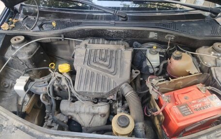 Renault Logan I, 2013 год, 300 000 рублей, 3 фотография