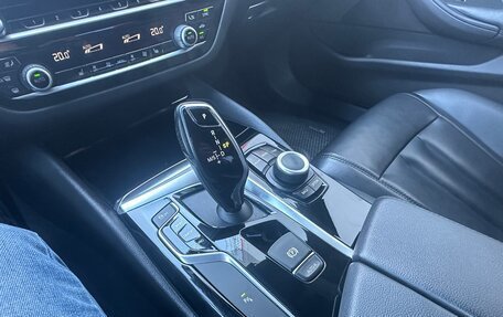 BMW 5 серия, 2018 год, 3 350 000 рублей, 29 фотография