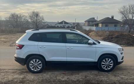 Skoda Karoq I, 2020 год, 2 300 000 рублей, 5 фотография