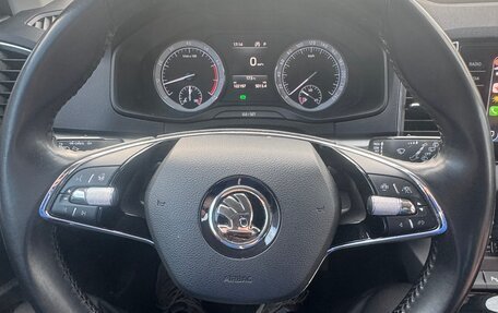 Skoda Karoq I, 2020 год, 2 300 000 рублей, 18 фотография