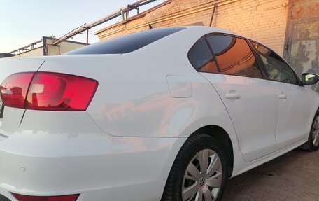 Volkswagen Jetta VI, 2011 год, 685 000 рублей, 5 фотография