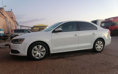 Volkswagen Jetta VI, 2011 год, 685 000 рублей, 9 фотография