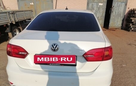 Volkswagen Jetta VI, 2011 год, 685 000 рублей, 15 фотография