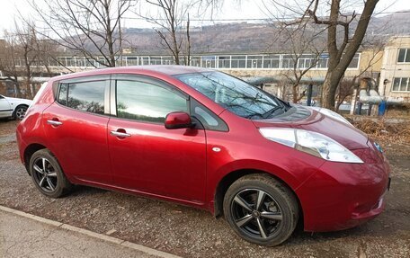 Nissan Leaf I, 2014 год, 700 000 рублей, 5 фотография
