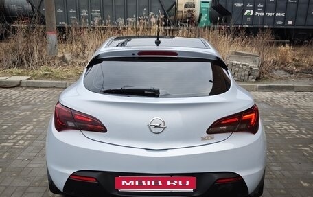 Opel Astra J, 2013 год, 1 100 000 рублей, 2 фотография