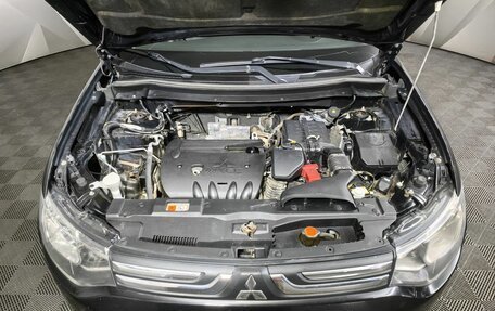 Mitsubishi Outlander III рестайлинг 3, 2012 год, 1 148 000 рублей, 11 фотография