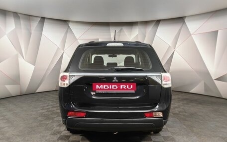 Mitsubishi Outlander III рестайлинг 3, 2012 год, 1 148 000 рублей, 8 фотография