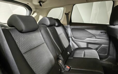 Mitsubishi Outlander III рестайлинг 3, 2012 год, 1 148 000 рублей, 16 фотография