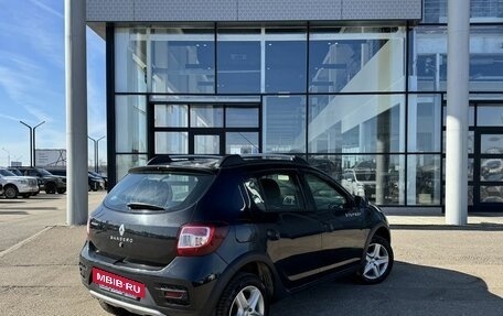 Renault Sandero II рестайлинг, 2016 год, 900 000 рублей, 7 фотография