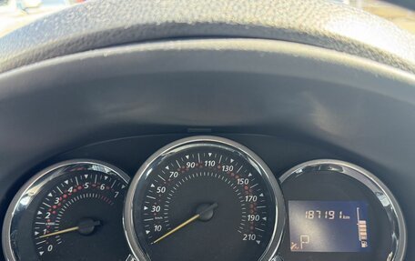 Renault Sandero II рестайлинг, 2016 год, 900 000 рублей, 13 фотография