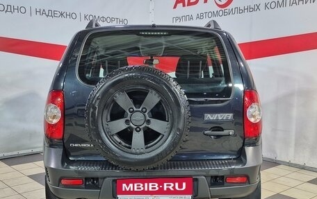 Chevrolet Niva I рестайлинг, 2017 год, 842 000 рублей, 6 фотография