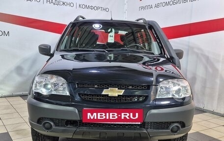 Chevrolet Niva I рестайлинг, 2017 год, 842 000 рублей, 2 фотография