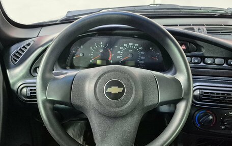 Chevrolet Niva I рестайлинг, 2017 год, 842 000 рублей, 11 фотография